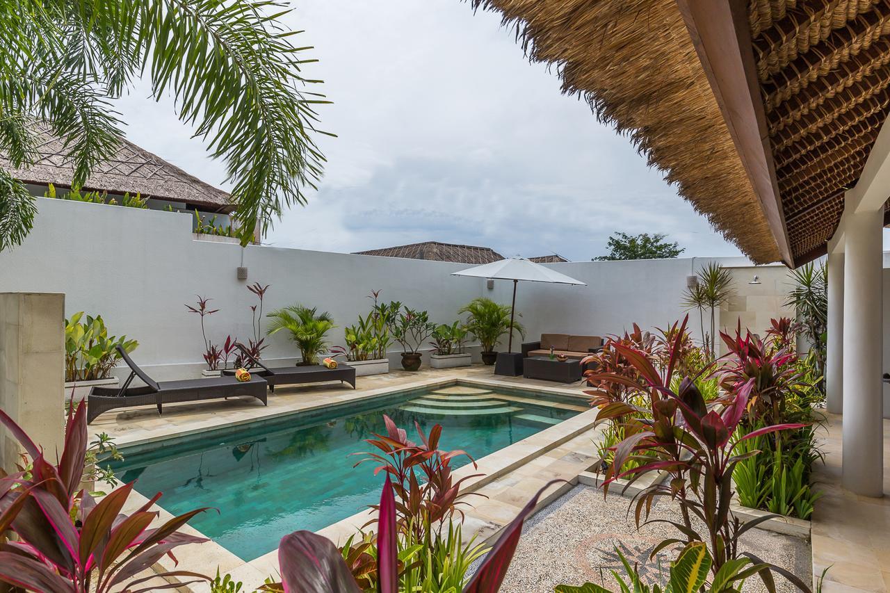 Villa Leelavadee Uluwatu  Exterior photo