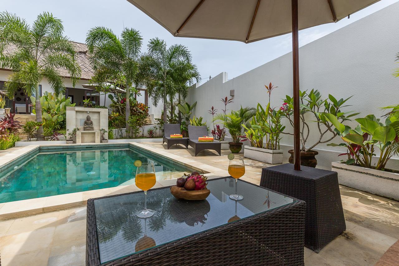 Villa Leelavadee Uluwatu  Exterior photo