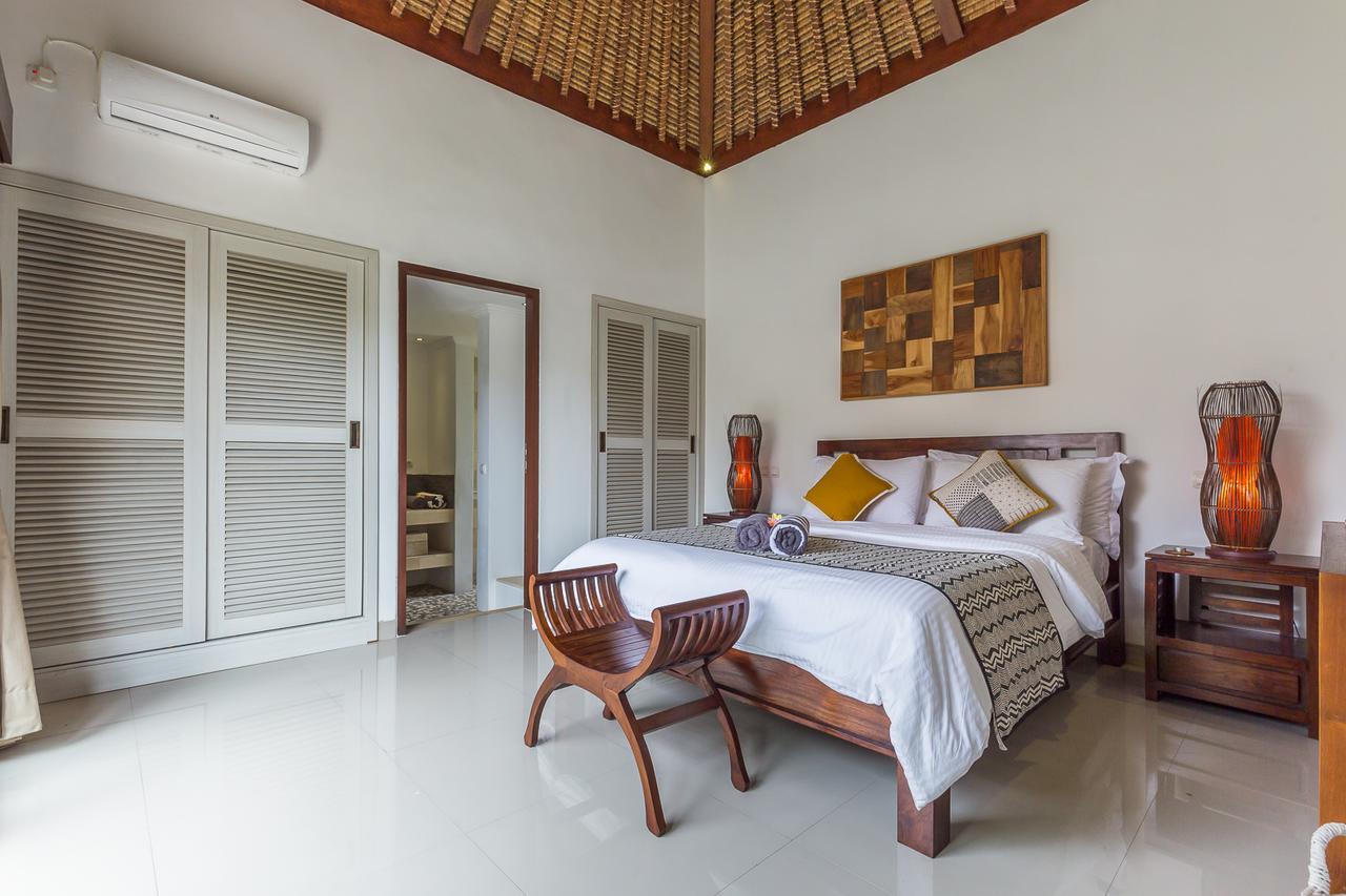 Villa Leelavadee Uluwatu  Exterior photo