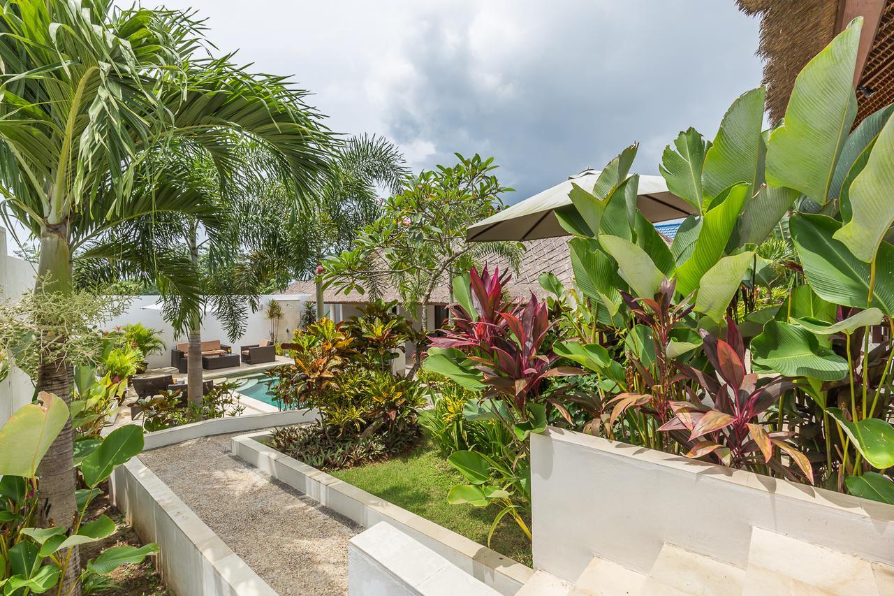 Villa Leelavadee Uluwatu  Exterior photo