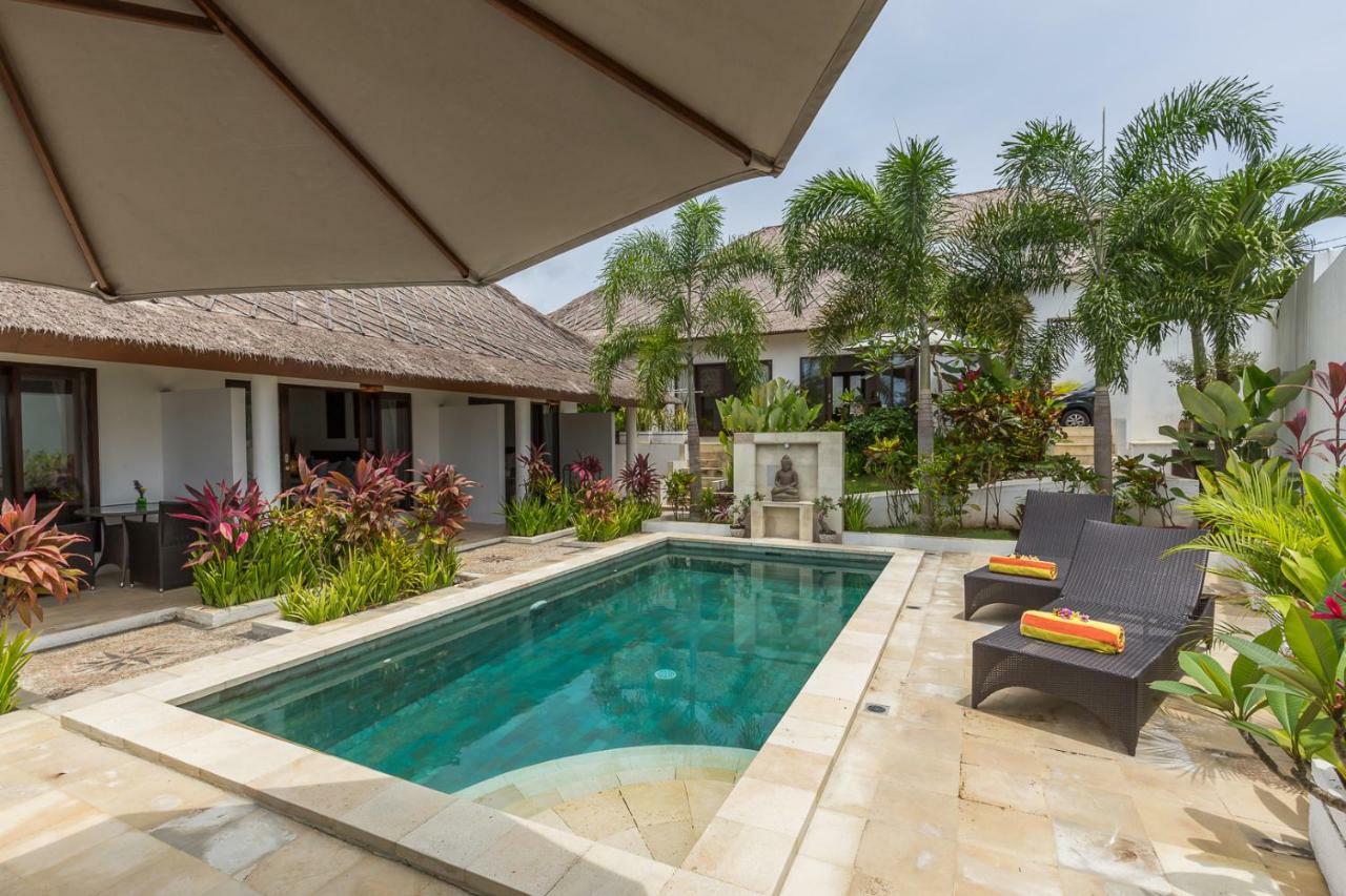 Villa Leelavadee Uluwatu  Exterior photo